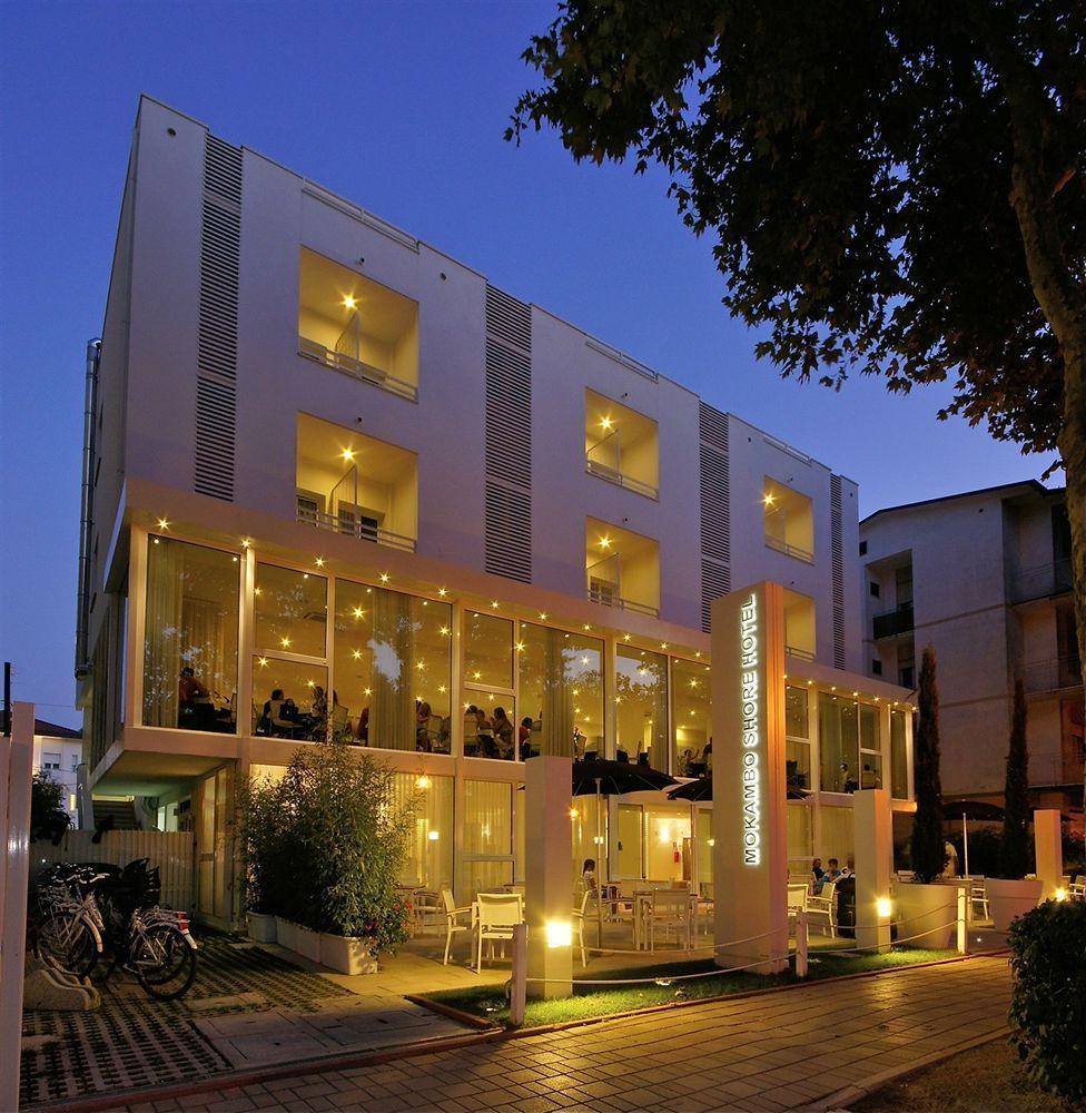 Color Mokambo Shore Family Hotel Cesenatico Exterior foto